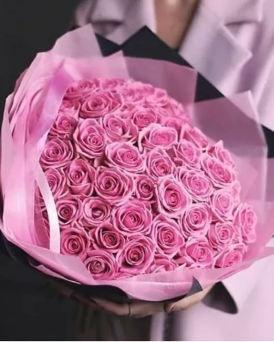 Букет из 39 розовых роз купить с доставкой в Санкт-Петербурге