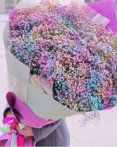Букет из 101 разноцветной гипсофилы купить с доставкой в Санкт-Петербурге
