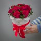Букет 9 красных роз с фисташкой в шляпной коробке купить с доставкой в Санкт-Петербурге
