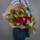 Букет 5 лилий и 9 красных роз купить с доставкой в Санкт-Петербурге