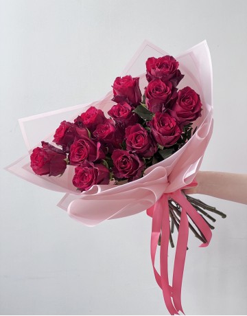 Букет из 15 красных роз Кения Премиум 40 см