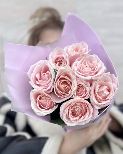 Букет из 9 розовых роз Россия 60 см купить с доставкой в Санкт-Петербурге