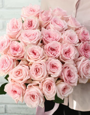 Букет из 25 пионовидных роз Pink O'Hara