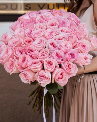 Букет из 51 пионовидной роза Pink O'Hara купить с доставкой в Санкт-Петербурге