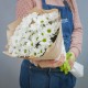 Букет из 7 кустовых хризантем в крафте купить с доставкой в Санкт-Петербурге